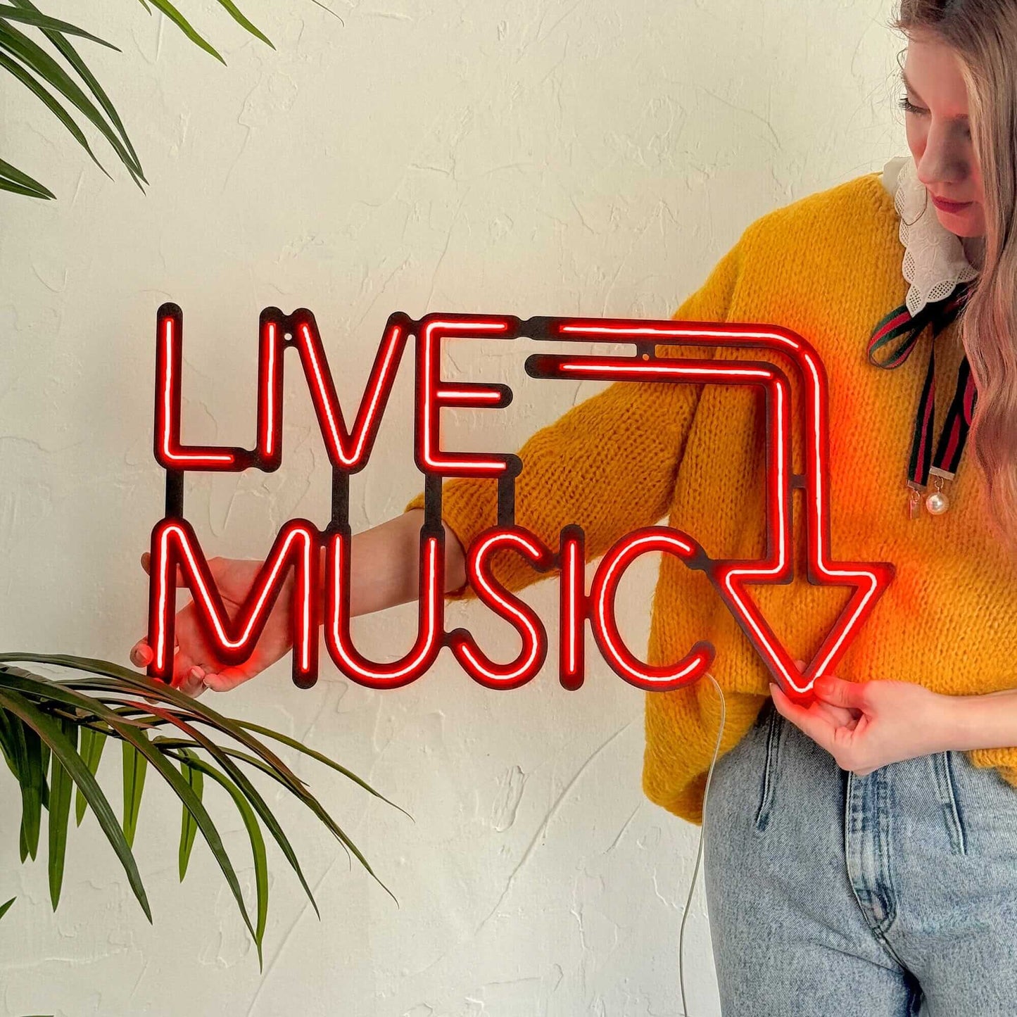 Live Music - Neon Signs Neon Wall Art | SKU: NEO-051 | Available at Decojuana | Tags: led,Led decor,Led Wall Decor,Led Wall Letter Decor,Light,Lightning,Metal Artwork,Metal Decoration,Metal Neon Wall Letter,Metal Wall Art,Metal Wall Art Decor,Metal Wall D