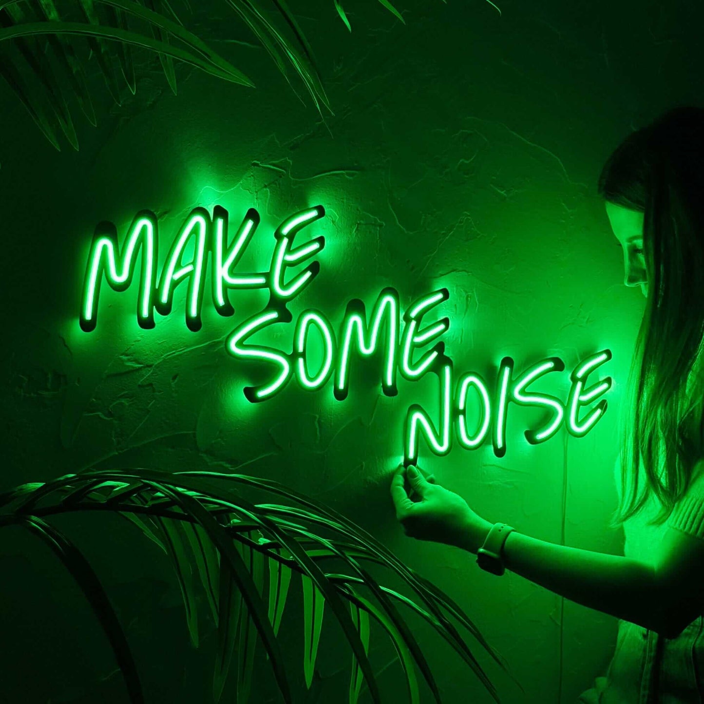 Make Noise - Neon Signs Neon Wall Art | SKU: NEO-055 | Available at Decojuana | Tags: led,Led decor,Led Wall Decor,Led Wall Letter Decor,Light,Lightning,Metal Artwork,Metal Decoration,Metal Letter,Metal Neon Wall Letter,Metal Wall Art,Metal Wall Art Decor