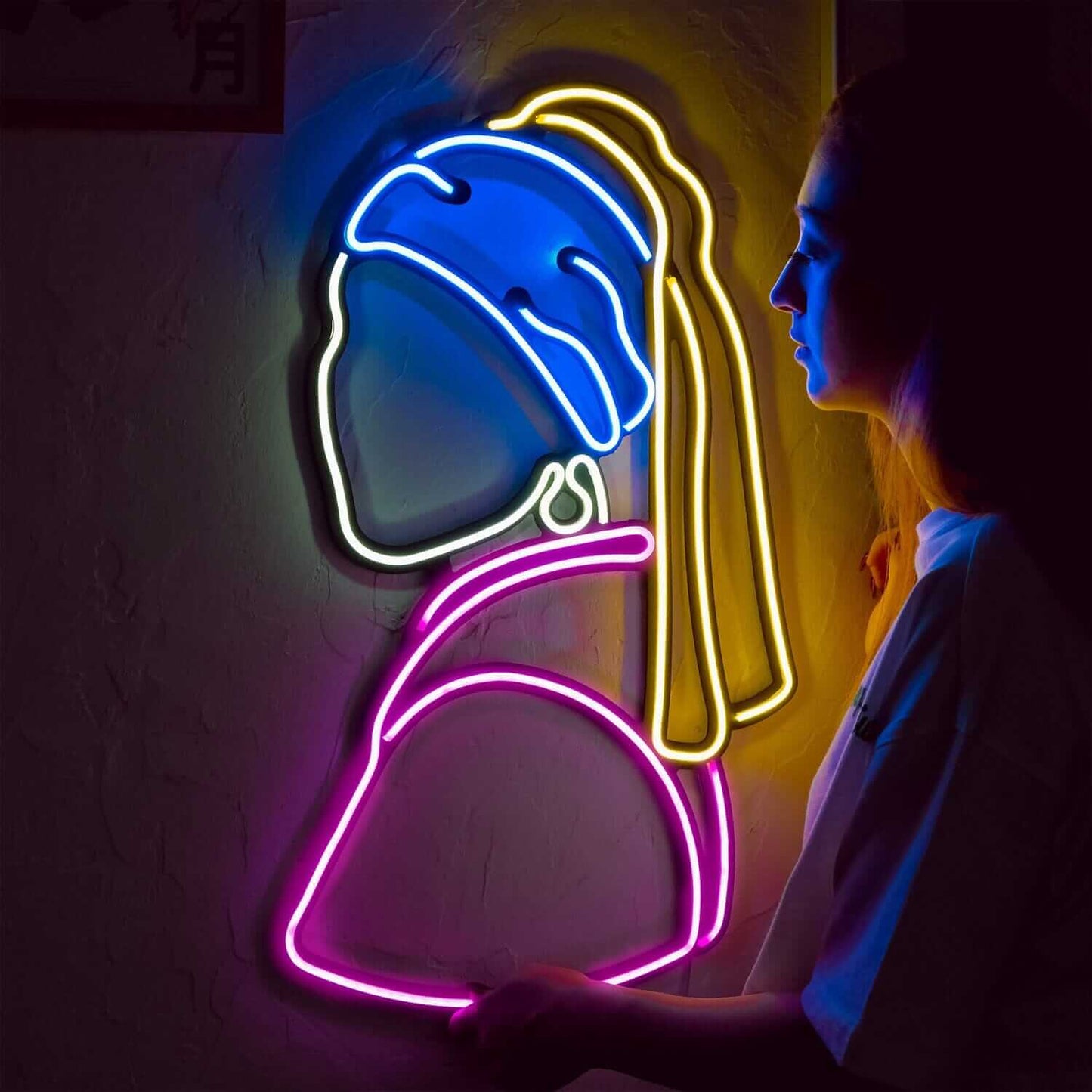 Meisje - Neon Signs Neon Wall Art | SKU: NEO-017 | Available at Decojuana | Tags: discount,led,Led decor,Led Wall Decor,Light,Lightning,meisje met de parel,Metal Neon Wall Letter,Neon Artwork,neon meisje,Neon Signs,neon wall art,Neon Wall Decor