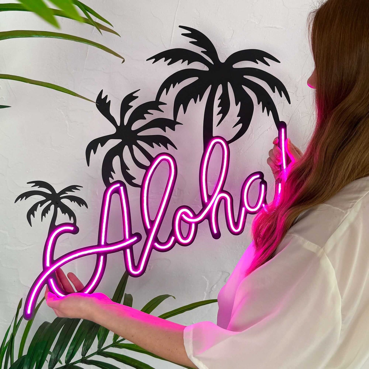 Aloha - Neon Signs Neon Wall Art | SKU: NEO-042 | Available at Decojuana | Tags: Led decor,Led Wall Decor,Light,Lightning,Metal Artwork,Metal Decoration,Metal Wall Art,Metal Wall Art Decor,Metal Wall Decor,Neon Wall Decor,Neon Wall Letter,Summer Decor,Tro