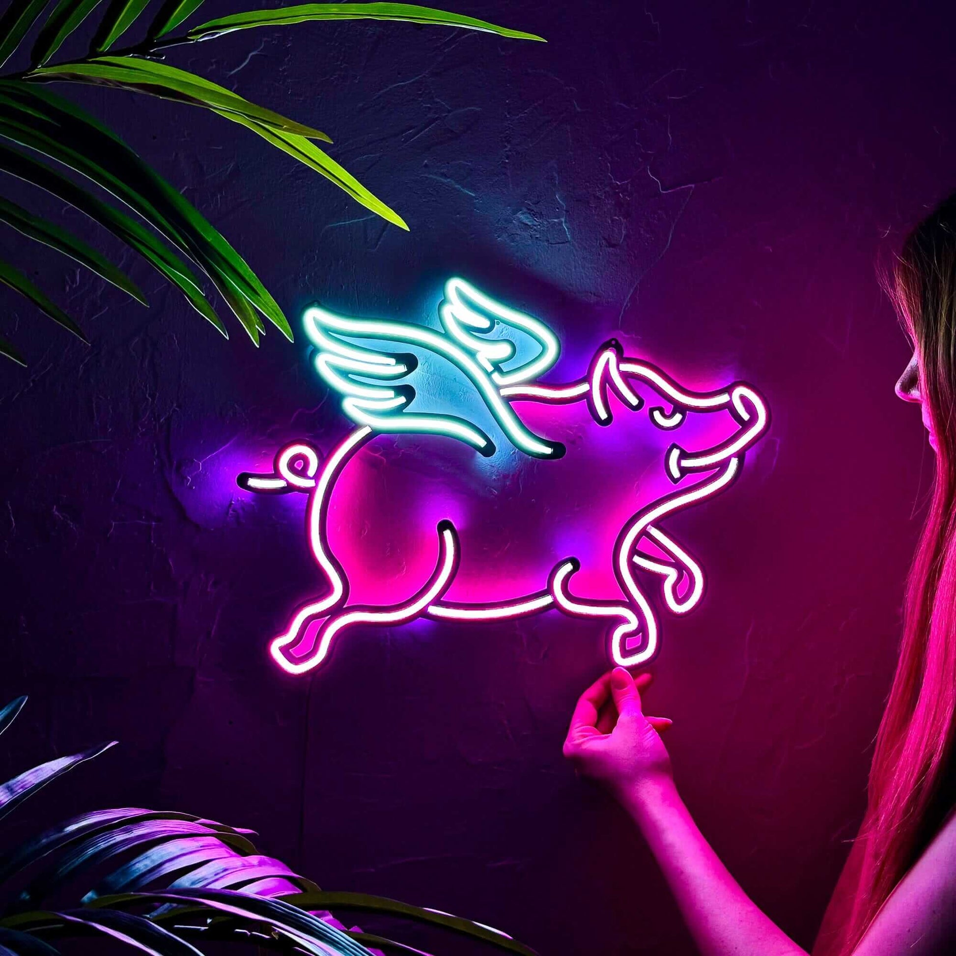 Piggy - Neon Signs Neon Wall Art | SKU: NEO-124 | Available at Decojuana | Tags: metal neon wall decor,Neon Artwork,neon party wall decor,Neon Signs,neon wall art,Neon Wall Decor