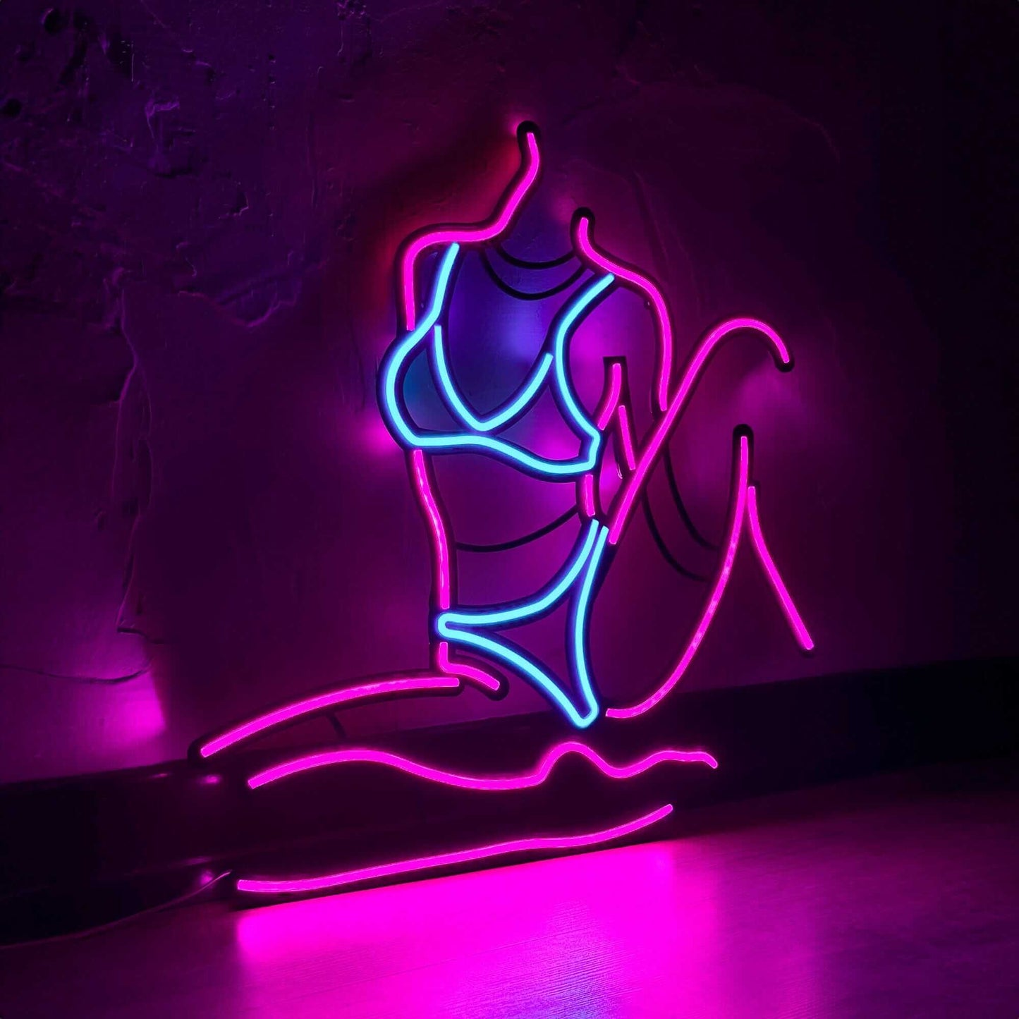 Femme Fatale 2 - Neon Signs Neon Wall Art | SKU: NEO-134 | Available at Decojuana | Tags: Neon Artwork,Neon Signs,neon wall art,Neon Wall Decor