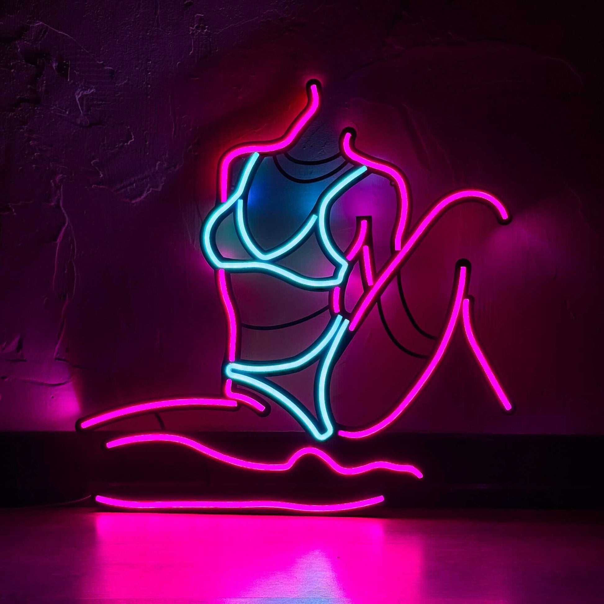 Femme Fatale 2 - Neon Signs Neon Wall Art | SKU: NEO-134 | Available at Decojuana | Tags: Neon Artwork,Neon Signs,neon wall art,Neon Wall Decor